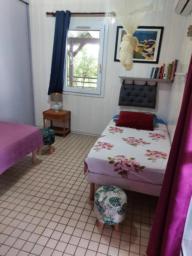 Les Gites Du Domaine De Petite-Anse Bouillante Holiday home