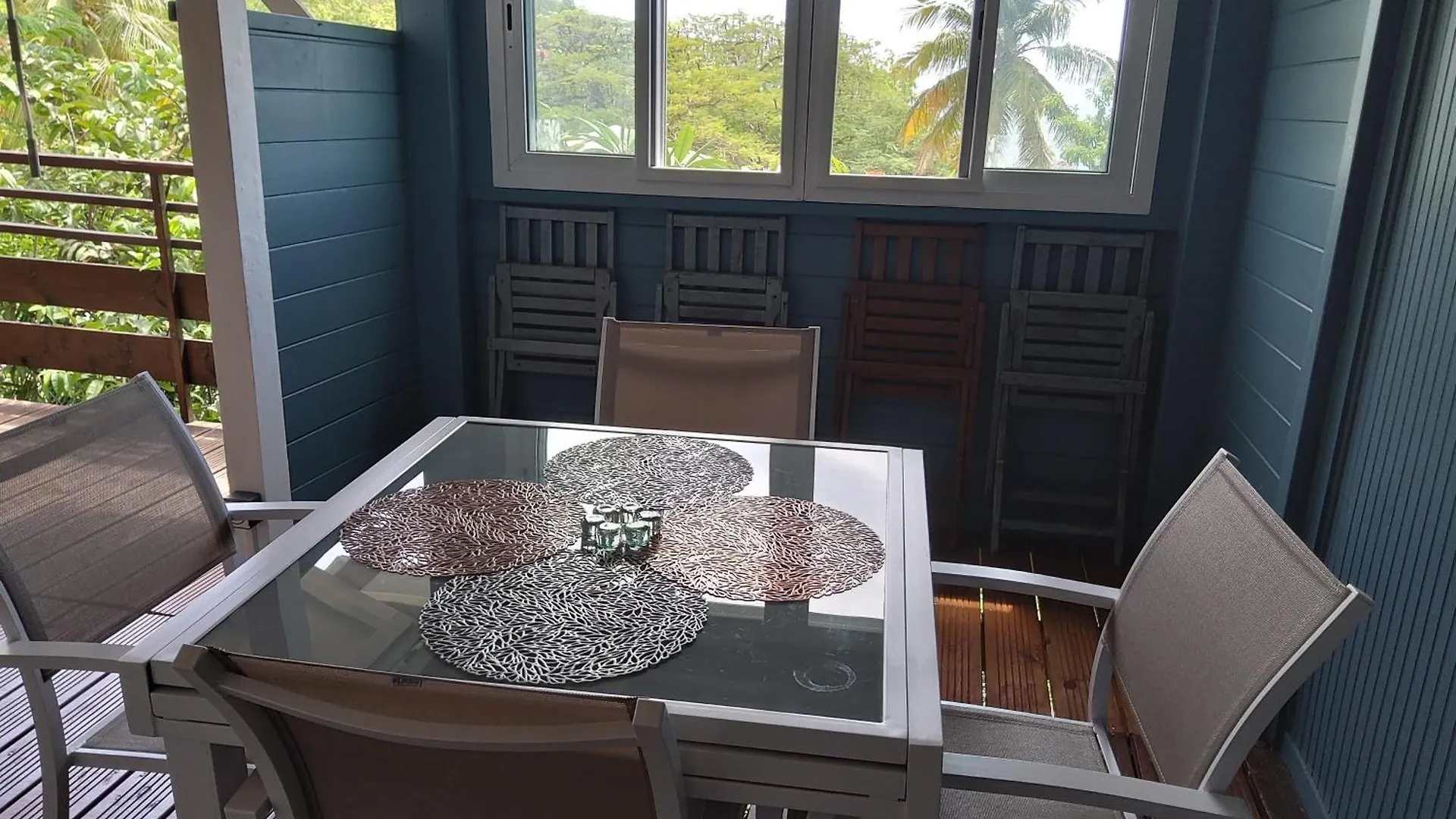 Holiday home Les Gites Du Domaine De Petite-Anse Bouillante